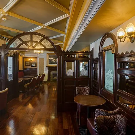 The Carraig Hotel 3*