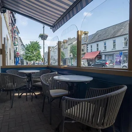 Hotel The Carraig