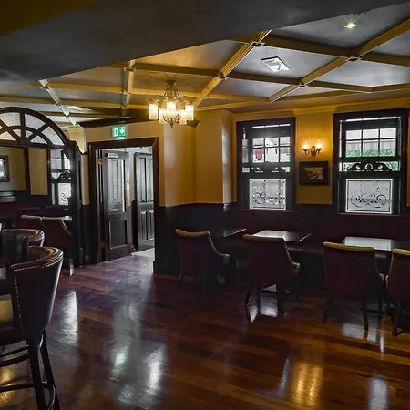 The Carraig Carrick-on-Suir