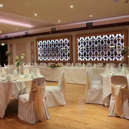 The Carraig Carrick-on-Suir