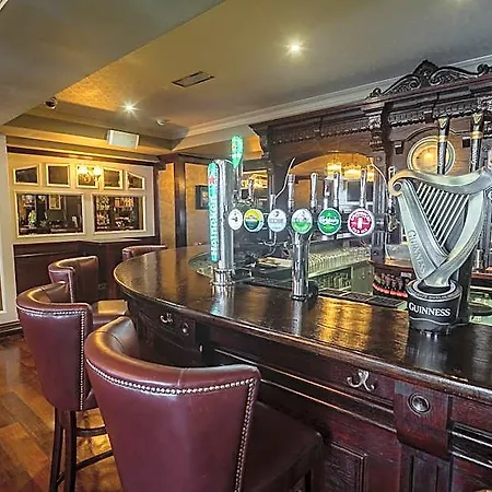 The Carraig 3*