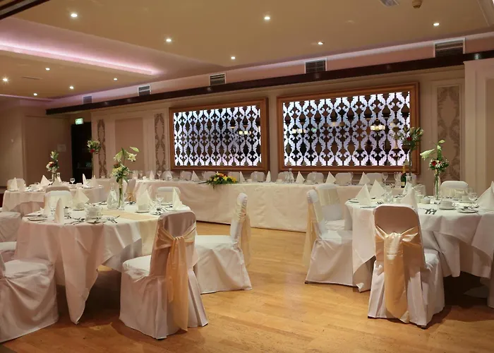 The Carraig Carrick-on-Suir